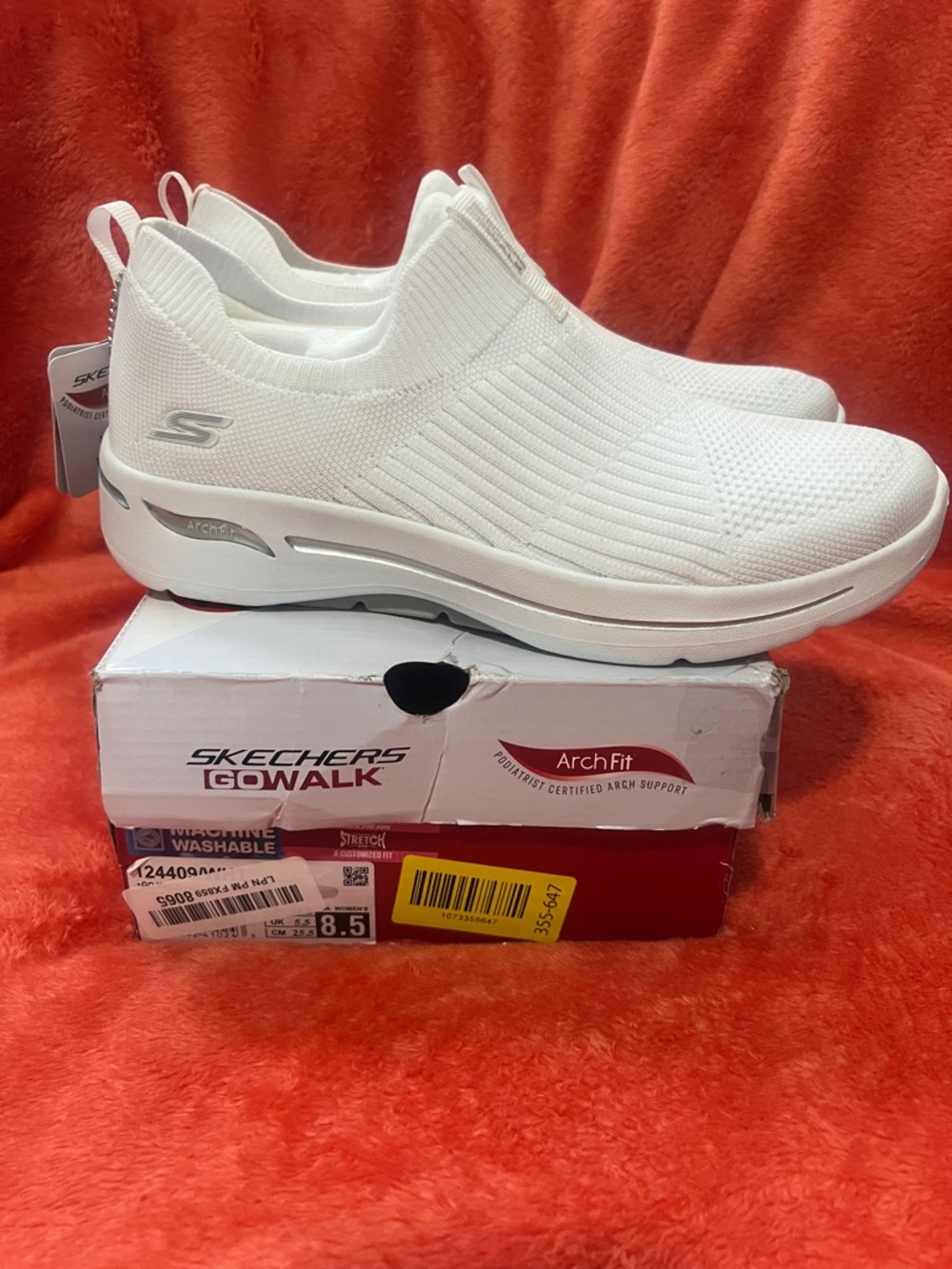 Skechers Women's Slip-On GOwalk Arch Fit Sneakers - White 8.5